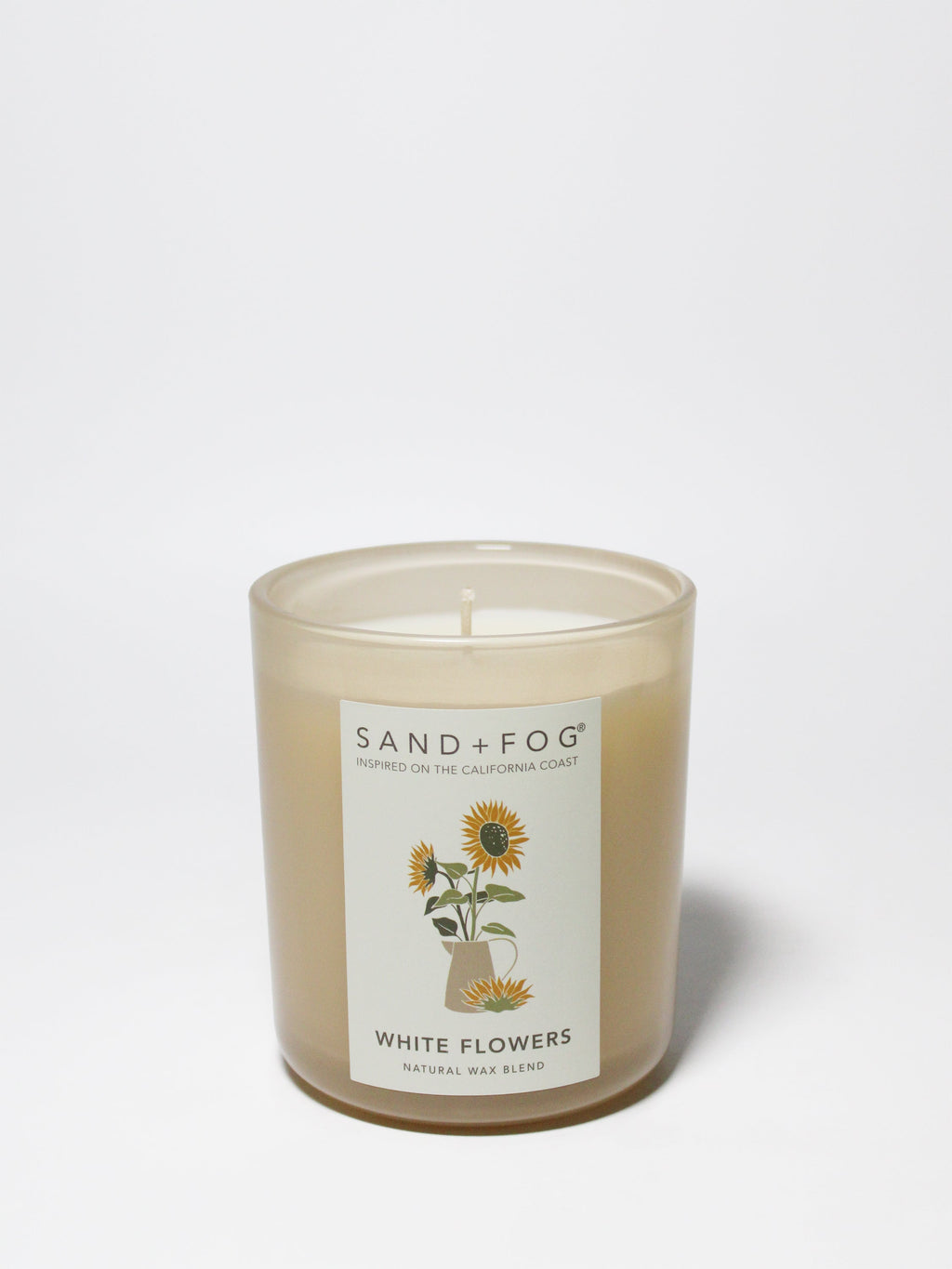 Signature White Flowers 10 oz scented candle
