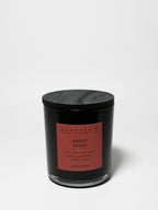 Signature Sweet Apple 10 oz scented candle
