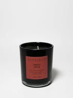 Signature Sweet Apple 10 oz scented candle