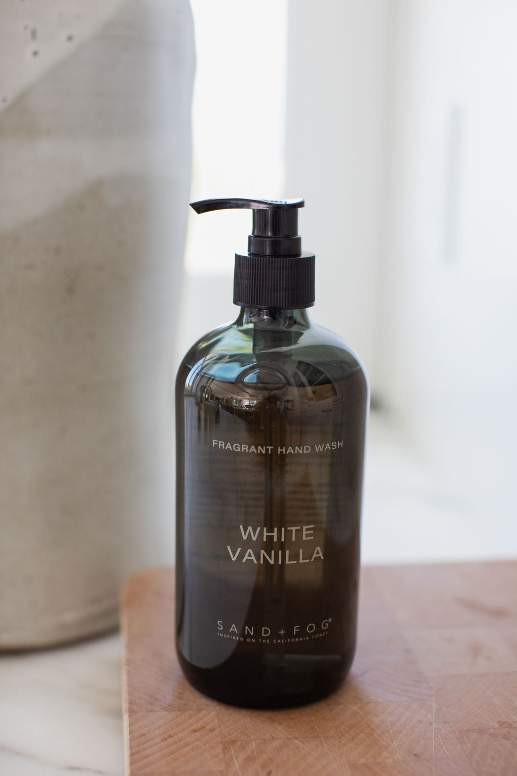 Nourishing White Vanilla 15.7 oz Liquid Hand Soap