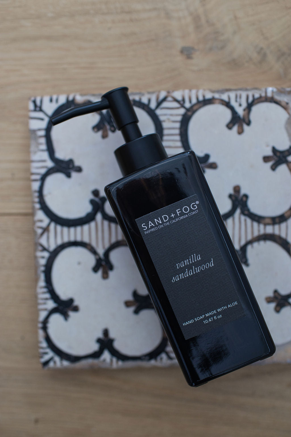 Nourishing Vanilla Sandalwood 10.47 oz Liquid Hand Soap