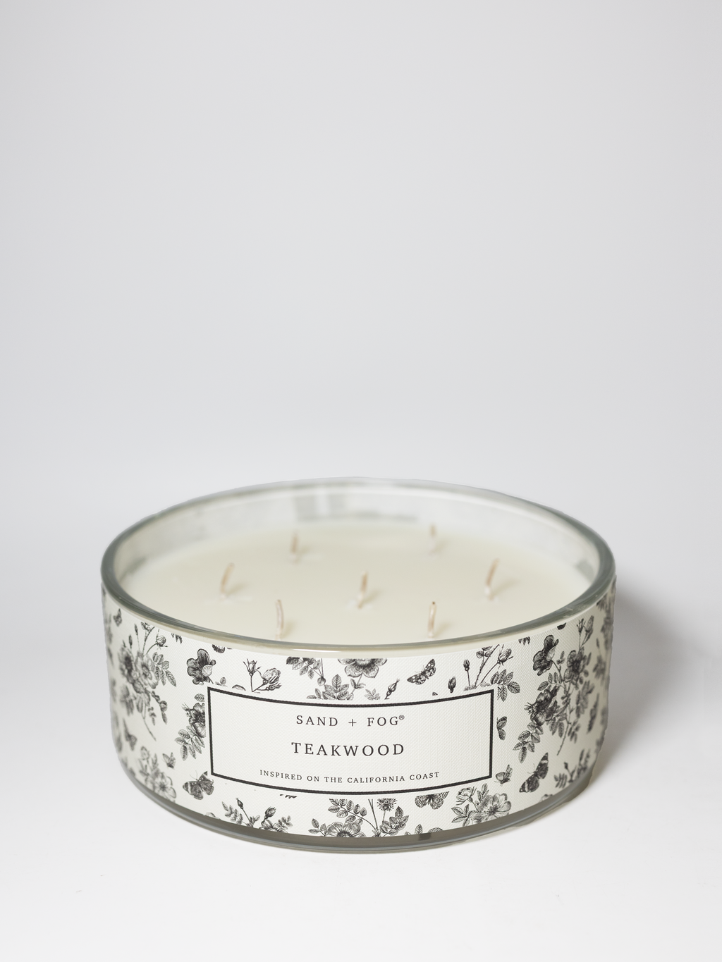 Signature Teakwood 34 oz scented candle