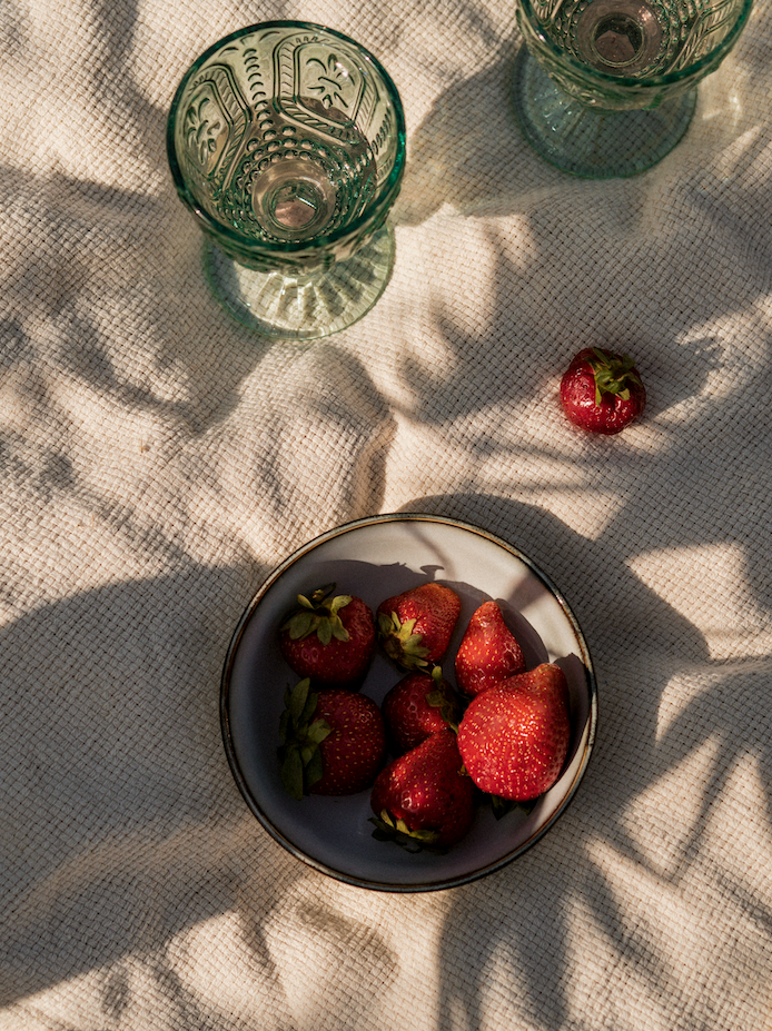 Premium Strawberry Mimosa 21 oz scented candle