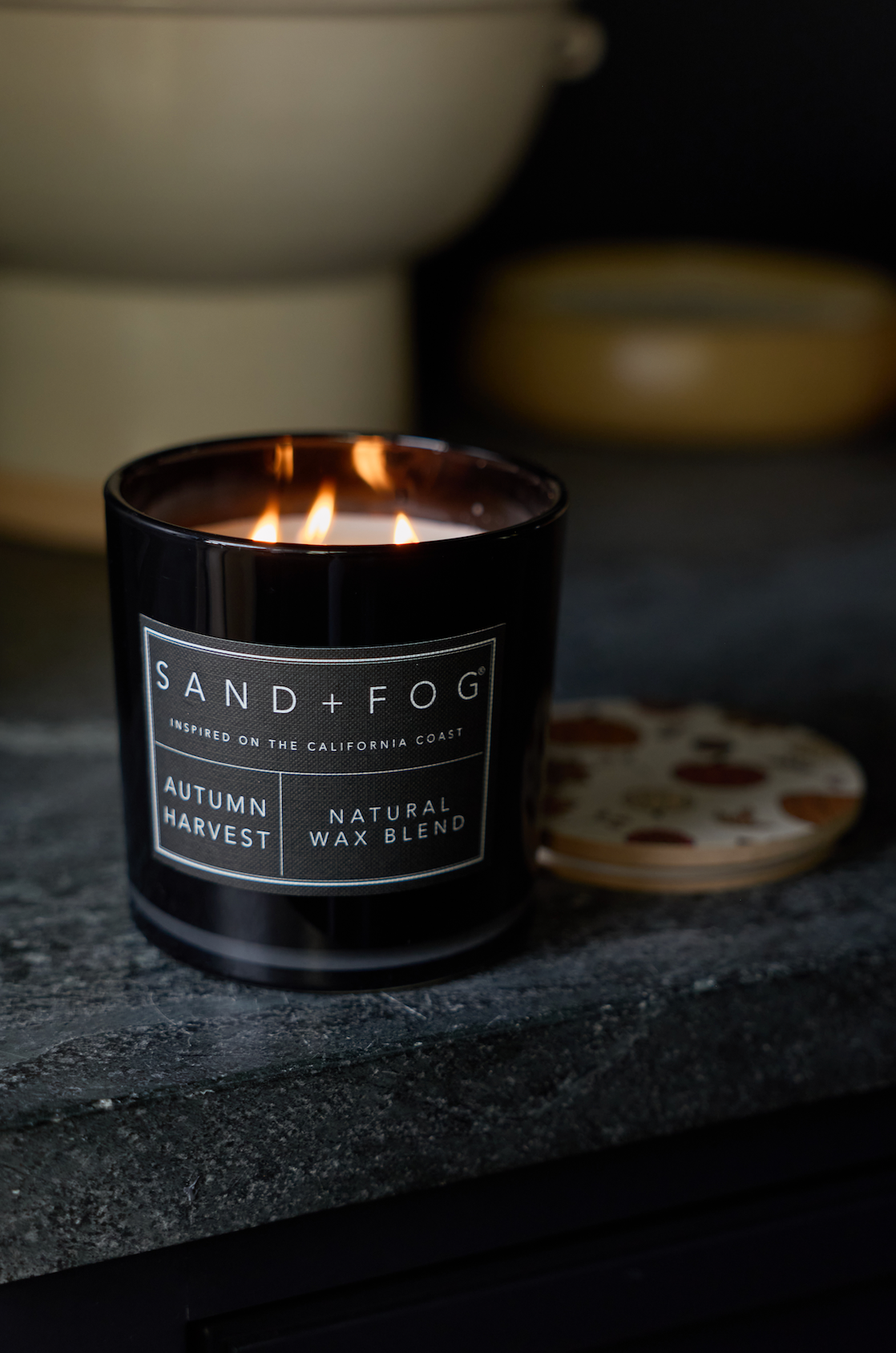 Signature Autumn Harvest 21 oz scented candle